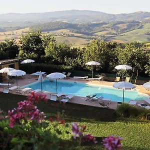 https://hotel-terre-di-casole.it-tuscanyhotel.com