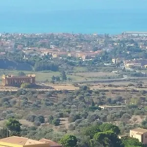 Casa Villaggio Pirandello Maison d'hôtes